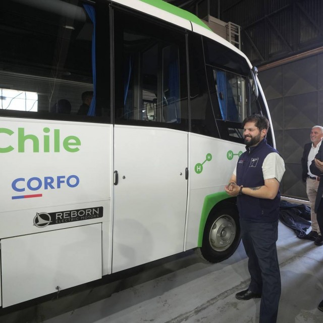 Chile presentó el primer bus a hidrógeno hecho en el país