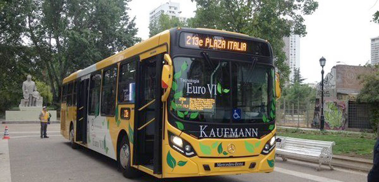 Autoridades de Transportes presentan primer bus de Transantiago con tecnología de emisiones EURO VI