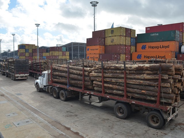 90 mil toneladas de madera a China por el puerto de Montevideo