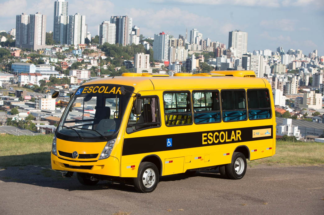 VW vence la licitación para entregar 3.400 autobuses al Camino de la Escuela