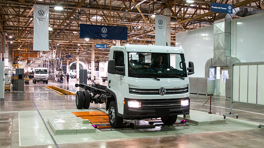 Volkswagen Camiones y Buses intensifica estrategia internacional con producción en Argentina