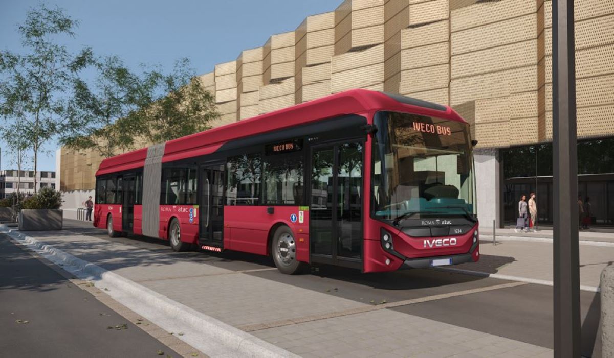 IVECO BUS firma el mayor pedido eléctrico hasta la fecha en Italia para suministrar 411 e-buses a ATAC en Roma