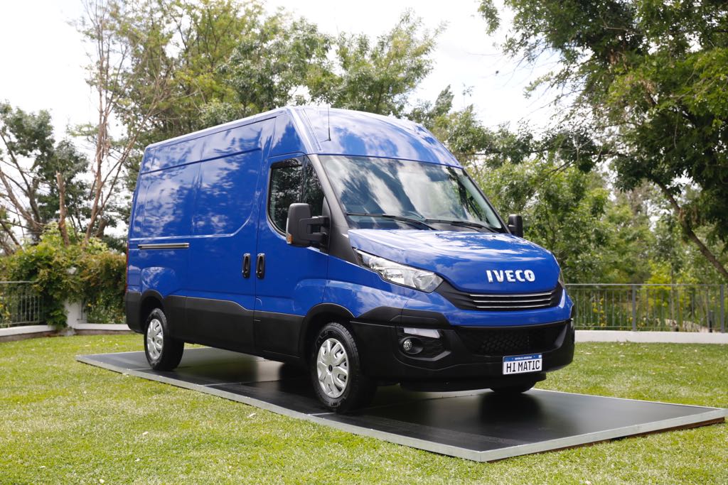 IVECO incorpora al mercado argentino el multipremiado Daily Hi-Matic