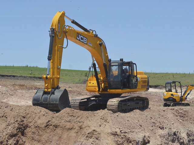 JCB Test Day: JCB lleva sus máquinas a donde están sus clientes