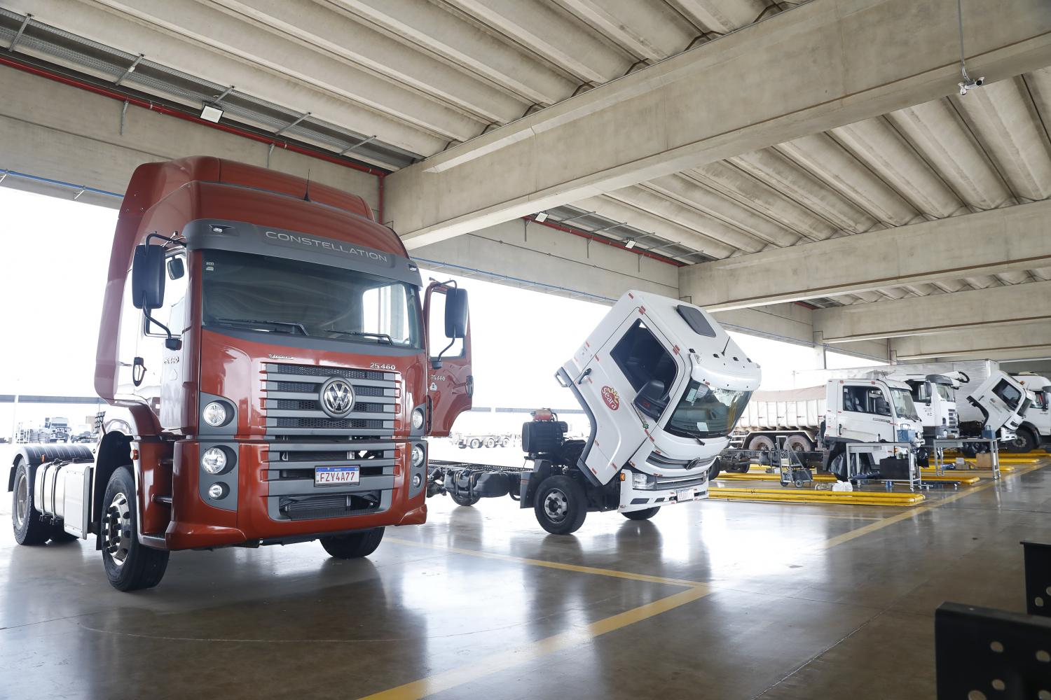 Volkswagen Caminhões e Ônibus de Brasil destaca el lanzamiento servicios de atención al cliente en Uruguay a través de Julio C. Lestido S.A.