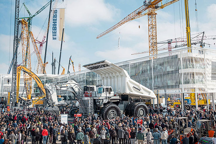 La facturación del Grupo Liebherr en el ejercicio 2015 alcanza los 9.237 millones de euros