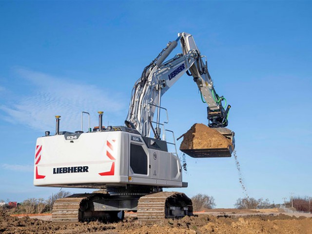 liebherr-r934-leica_1