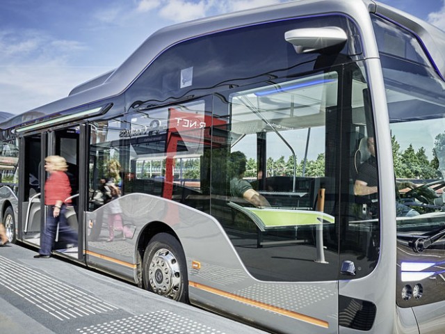 El "Bus Concepto del Futuro" de Mercedes-Benz