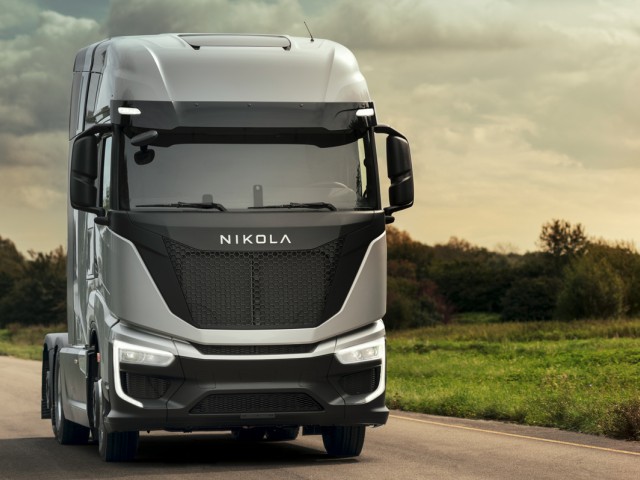 Iveco Group y Nikola Corporation entran en una nueva fase de asociación; Iveco Group asumirá la propiedad de la Joint Venture