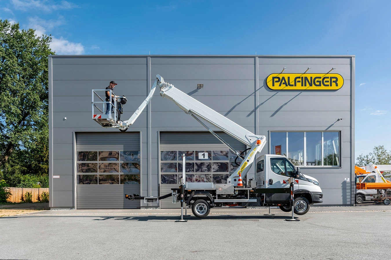 PALFINGER presenta soluciones completas inteligentes