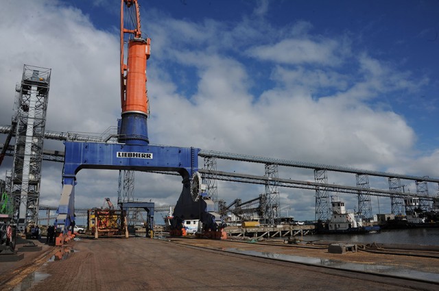 Convenio para mejorar acceso a terminal portuaria de Nueva Palmira