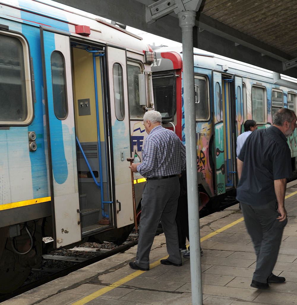 Ministro Rossi valoró vigencia del ferrocarril en aporte al desarrollo social y económico de Uruguay