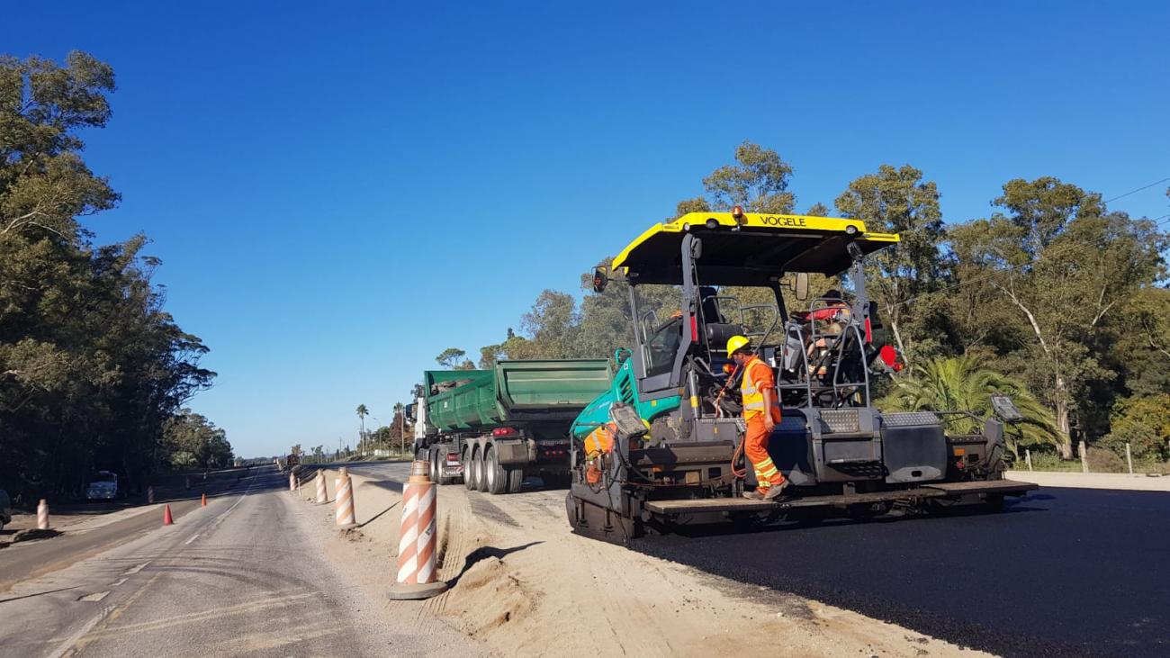 Avanza a buen ritmo la construcción de doble vía en ruta 3