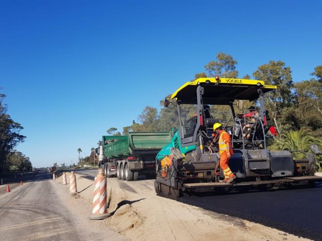 Avanza a buen ritmo la construcción de doble vía en ruta 3