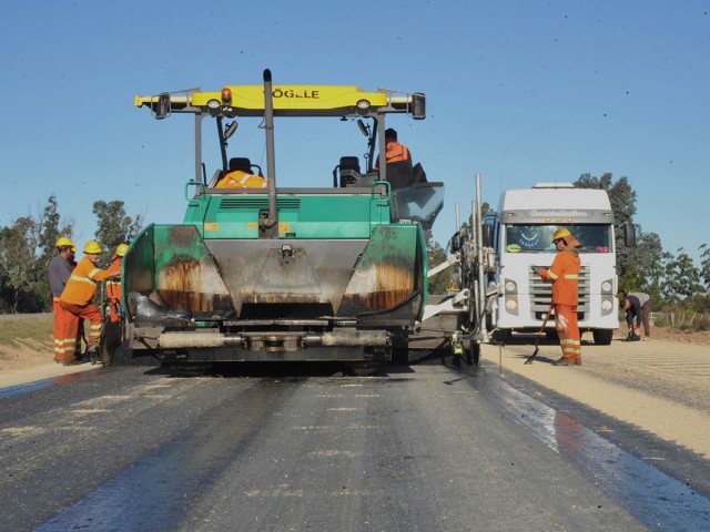 Entre Pan de Azúcar y Rocha: Transporte invierte 300.000.000 de dólares en 197 kilómetros de doble vía de ruta n.° 9