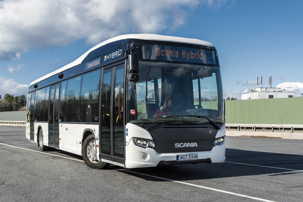 Scania entrega 51 autobuses híbridos a Madrid