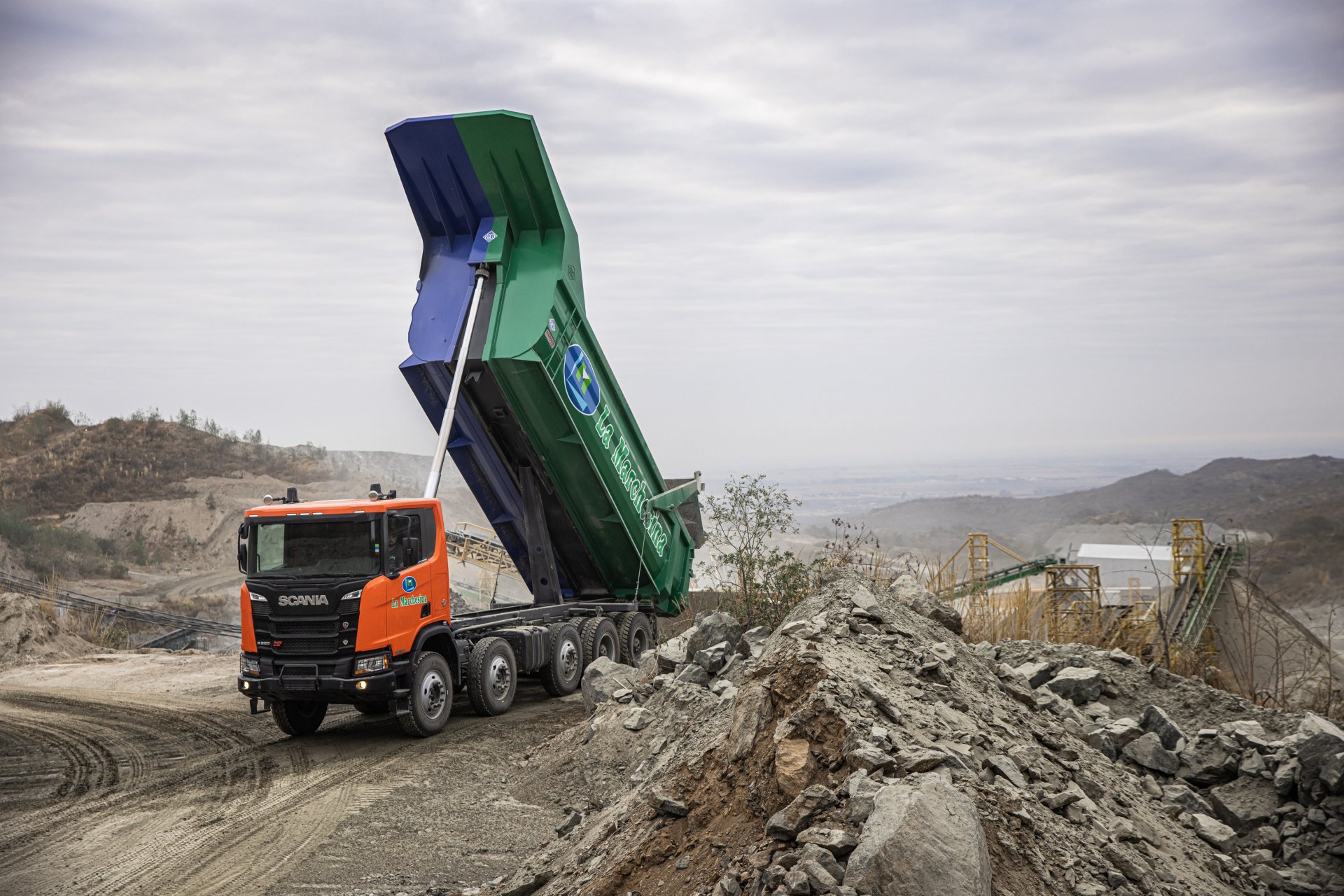 Argentina: SCANIA garantiza soluciones para el trabajo off-road