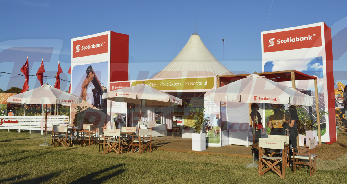 Bancos en la Expo Activa 2015