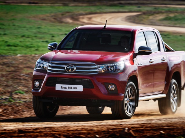 NUEVO HILUX: Una nueva era para el pick-up, pero Hilux por los cuatro costados