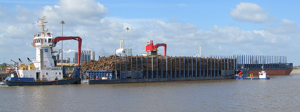 Transfluvial comenzó a realizar el mantenimiento de sus embarcaciones en Uruguay 