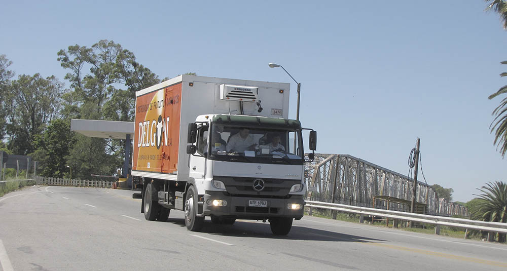 Malestar del autotransporte de cargas regional con nuevos requisitos sanitarios impuestos por Uruguay