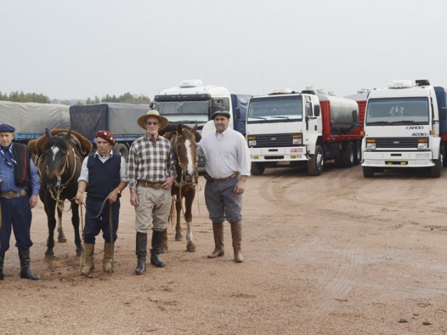 Entre el camión y el caballo