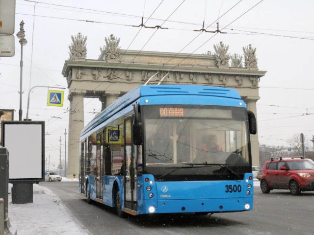 Estudian incorporación de ómnibus eléctricos a batería para recorrido por la Ciudad Vieja