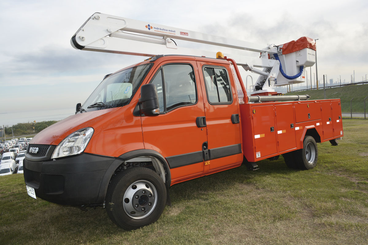 UTE adquirió en Iveco dos Daily doble cabina equipadas