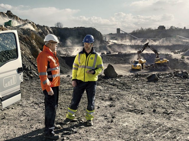 volvo-benefits-crawler-excavator-ec