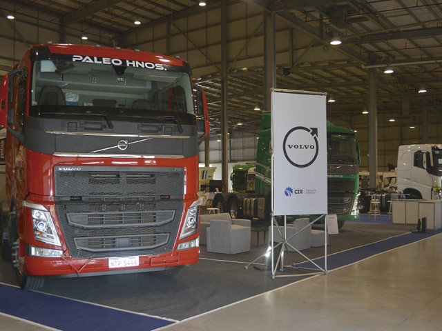 Volvo marcó presencia con sus imponentes FH