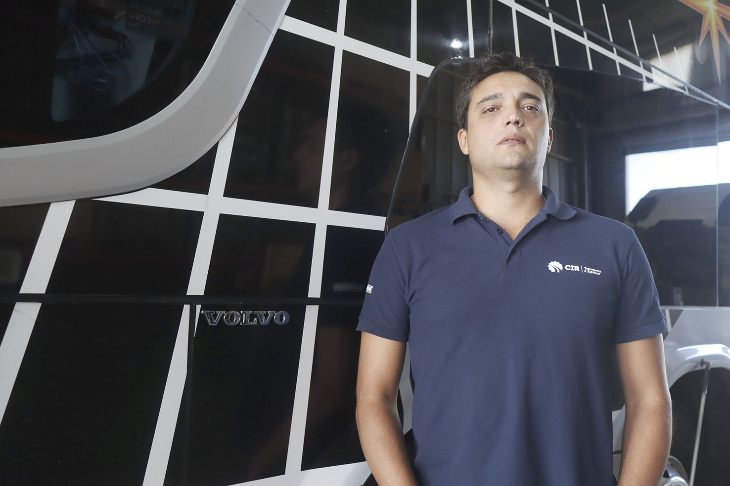 Mercado de ómnibus nuevos / FERNANDO VERÓN, EJECUTIVO DE VENTAS de VOLVO:“Hay empresas que están muy interesadas en los paquetes de seguridad”